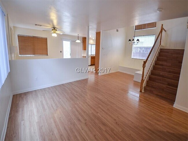 Foto del edificio - AVAILABLE NOW**SUMMERLIN ***4/2.5/2 CAR