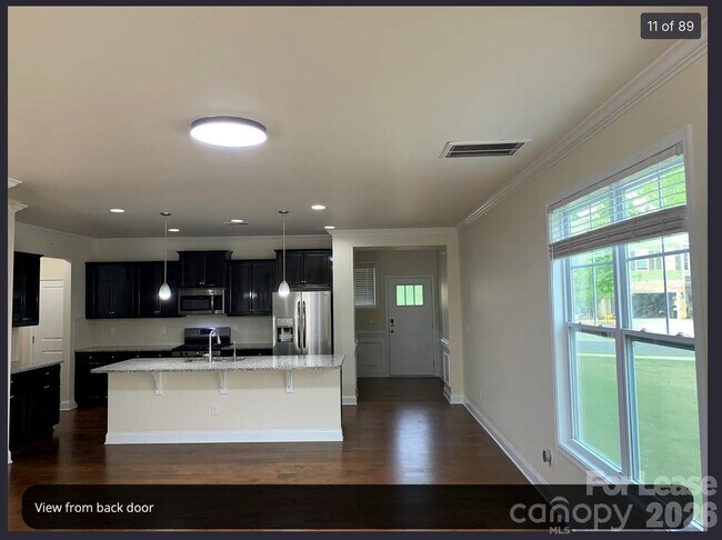 Foto del edificio - 1464 Bramblewood Dr