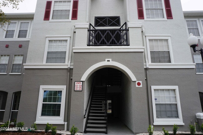 Building Photo - 3591 Kernan Blvd S