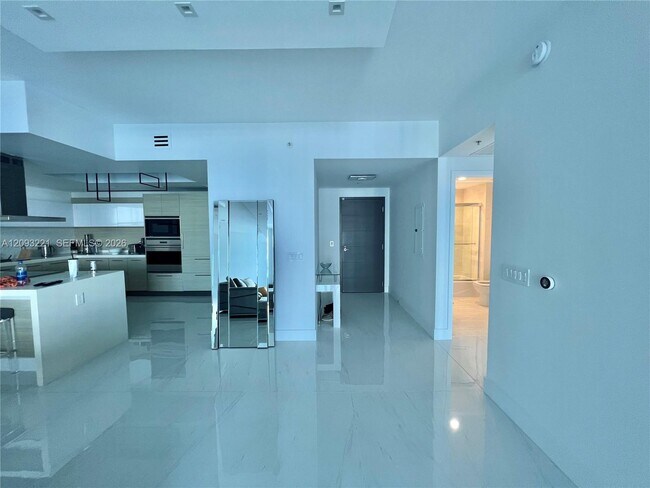 Foto del edificio - 17301 Biscayne Blvd