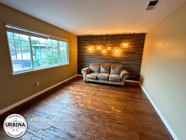 Building Photo - Charming Single-Level Home in Cul-de-sac w...
