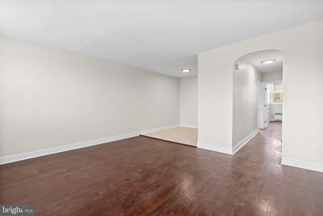 Building Photo - 5158 D St