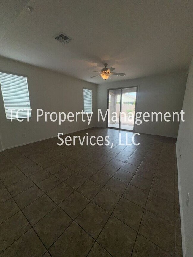 Foto del edificio - Charming home in the Bridges at Gilbert!