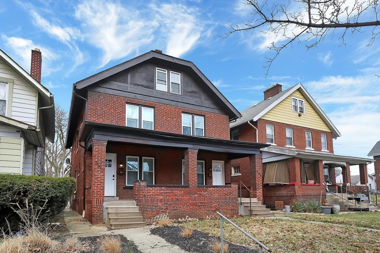 Primary Photo - 551 Fairwood Ave
