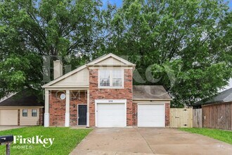 Building Photo - 208 Spanish Moss Dr