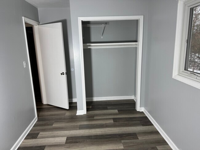 Dormitorio 3 - 4152 W Curry Ct