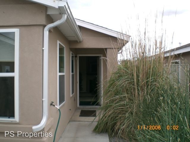 Building Photo - 3 br, 2 bath House - 11216 Miravista PL SE