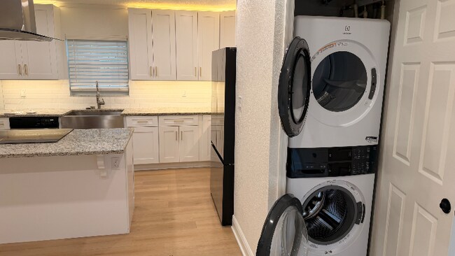 Foto del edificio - 8708 N Pawnee Ave