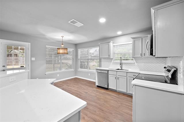 Building Photo - 600 Whispering Trail