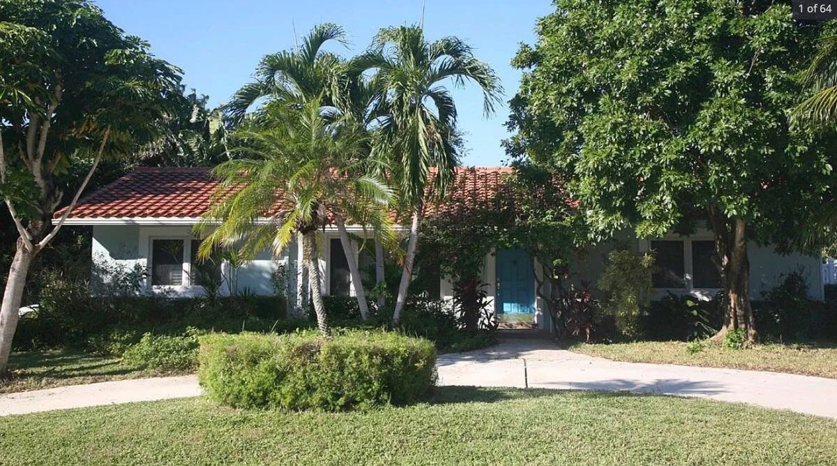Primary Photo - 3779 NW 4th Ct