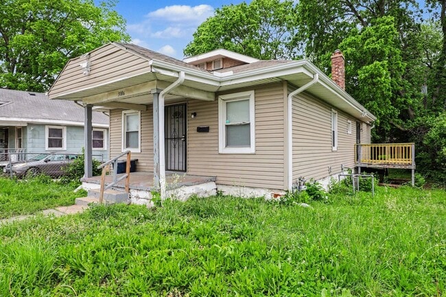 Building Photo - 3106 E 75th St