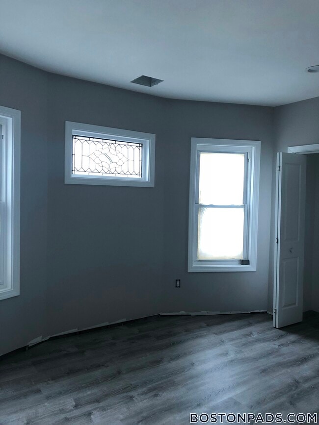 Foto del edificio - 39 Long Ave