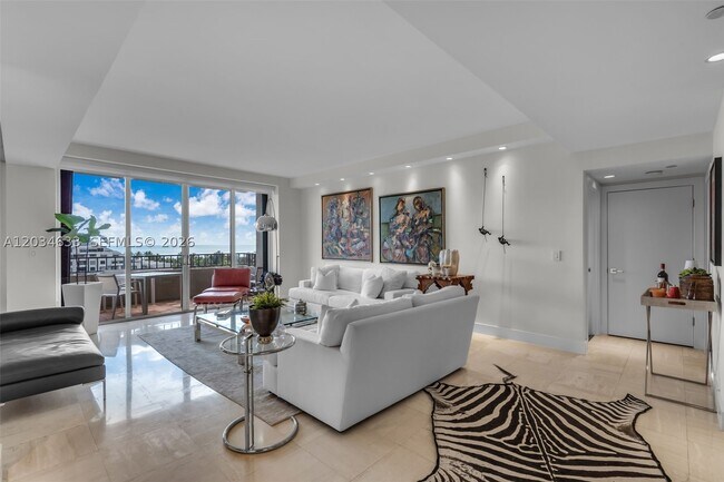 Building Photo - 151 Crandon Blvd