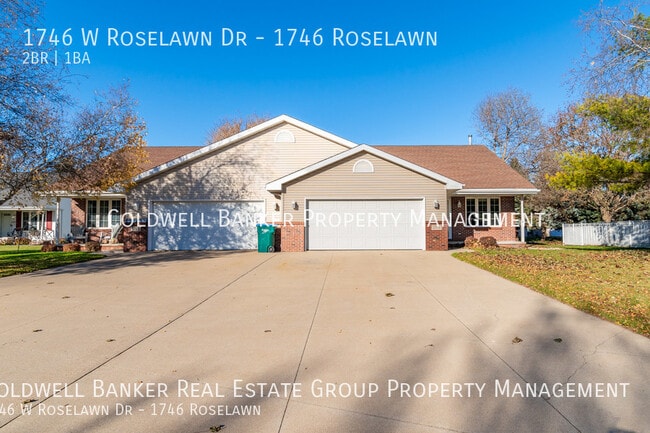 Building Photo - 1746 W Roselawn Dr