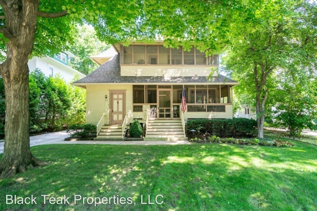 10141016 Washington Ave, Oshkosh, WI 54901 Condo for Rent in Oshkosh