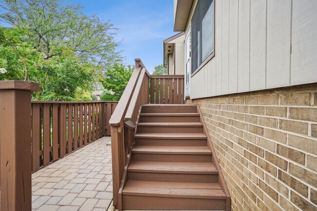 Building Photo - 1739 Westwind Way