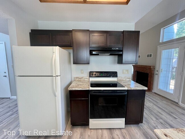 Foto del edificio - 3 br, 2 bath House - 4020 Dolphin Circle