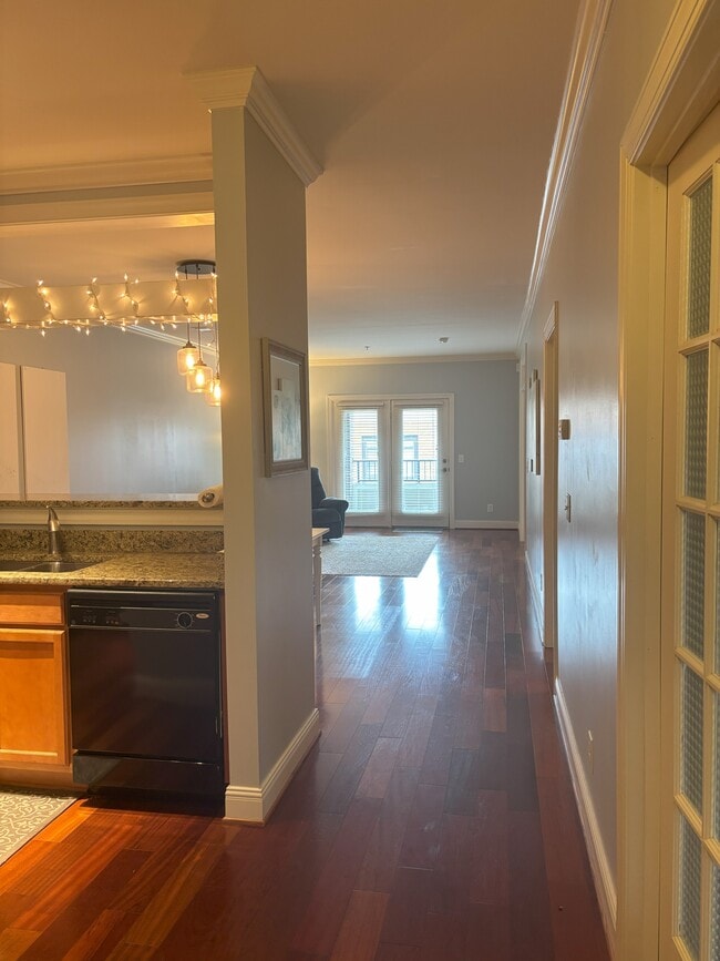 entryway - 301 Criddle St