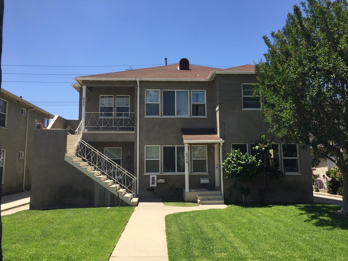 Primary Photo - 824 W Glenoaks Blvd