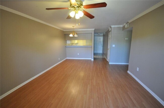 Foto del edificio - 501 W 26th St