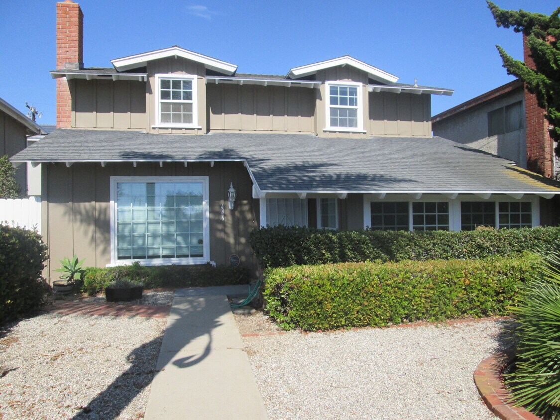 Foto principal - 446 N Paulina Ave