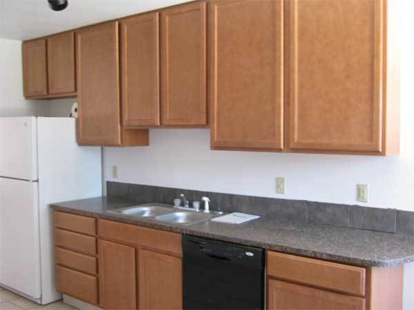 Building Photo - NICE UPDATED 2BED 1BATH HOME LOCATED NEAR ...