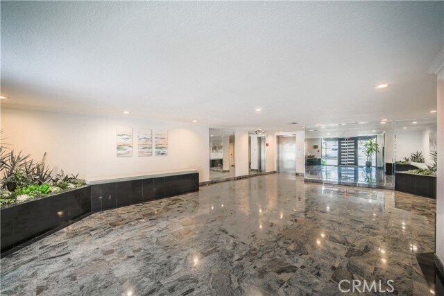 Foto del edificio - 14115 Moorpark St