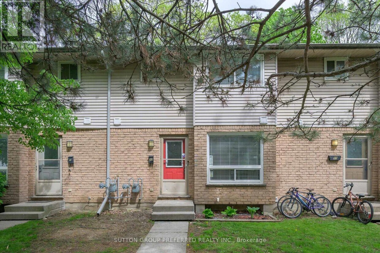 Primary Photo - 550-550 Second St