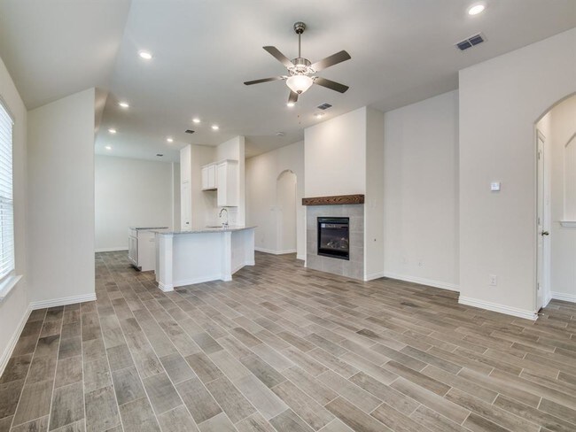 Building Photo - 4322 Cibolo Creek Trail