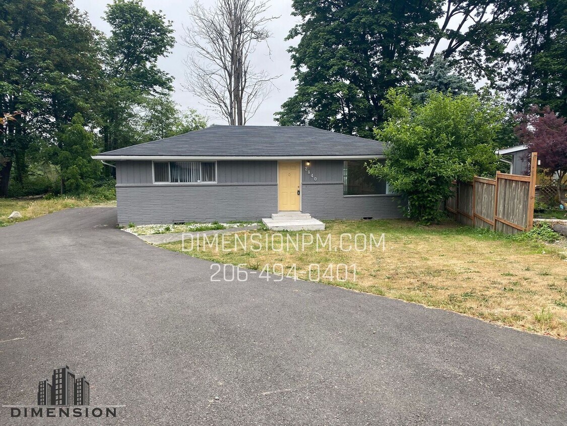 Primary Photo - Commuter’s Dream! Beautifully Remodeled 2-...