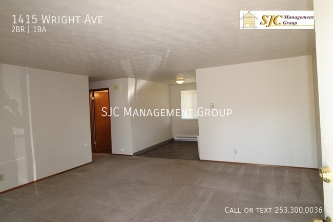 Building Photo - Two bedroom one bath duplex in Sumner