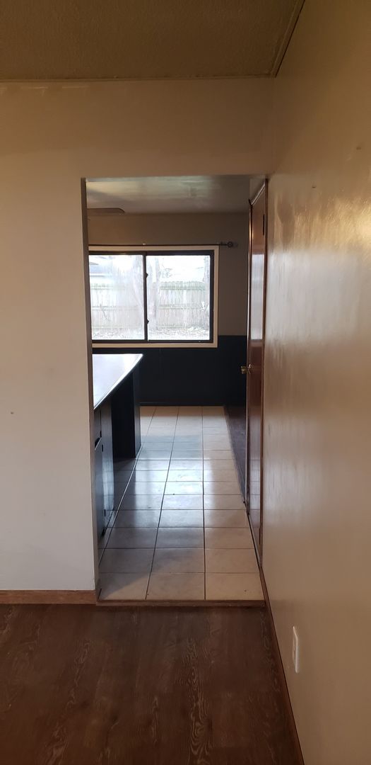 Foto del edificio - 4 bedroom 2 bath ranch