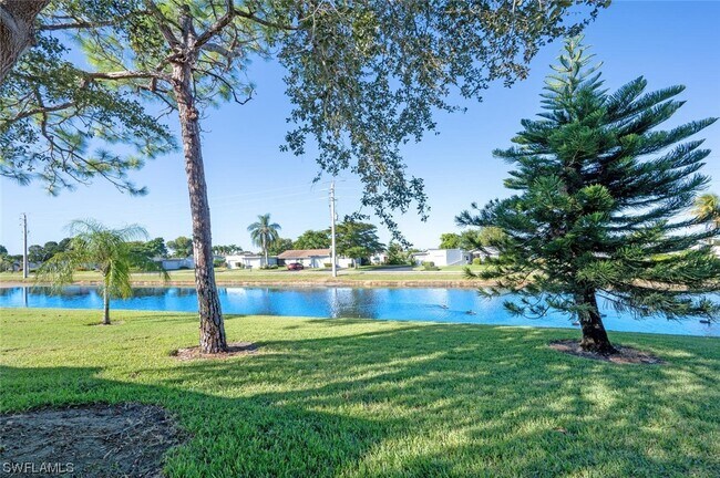 Building Photo - 2065 Pine Isle Ln
