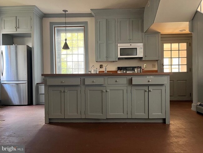 Foto del edificio - 16 Philadelphia Ave