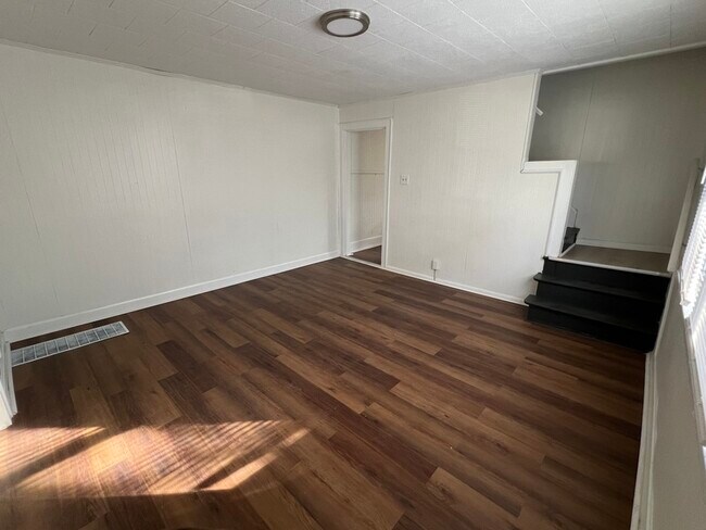 Foto del edificio - 1089-1091 E 21st Ave
