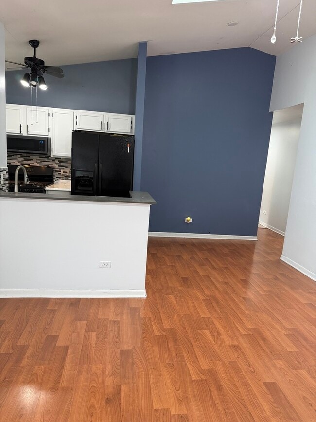 Building Photo - 3627 Linden Dr