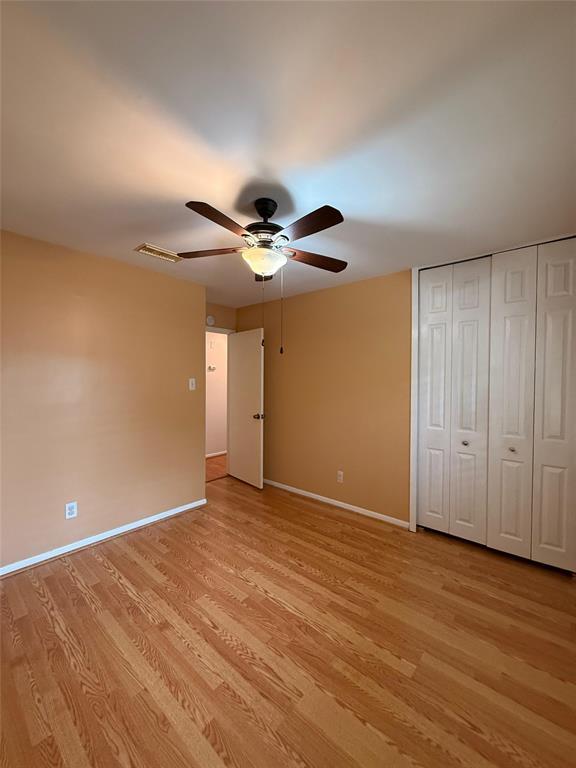 Foto del edificio - 4827 Sunshine Dr