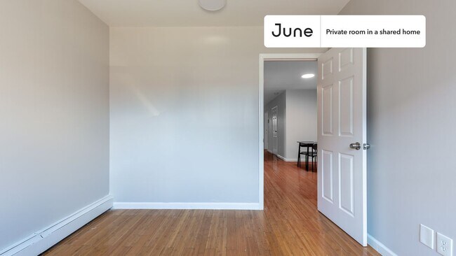 Foto del edificio - Room in Shared 4 bed/2 bath home in Flatbush