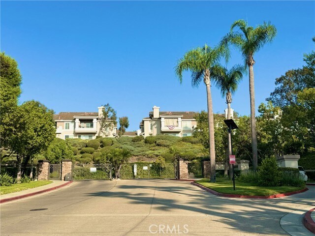 Foto principal - 1032 S Sundance Dr
