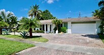 Primary Photo - 428 N Crescent Dr