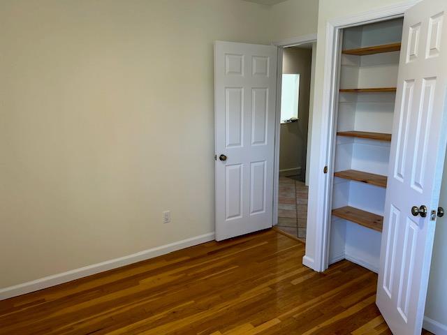 Foto del edificio - 1417 Hemlock Ave