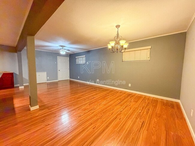 Foto del edificio - 420 E Hampton St