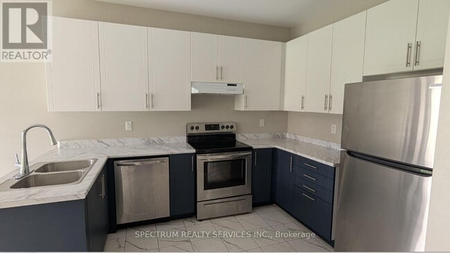 Building Photo - 205 Breton St