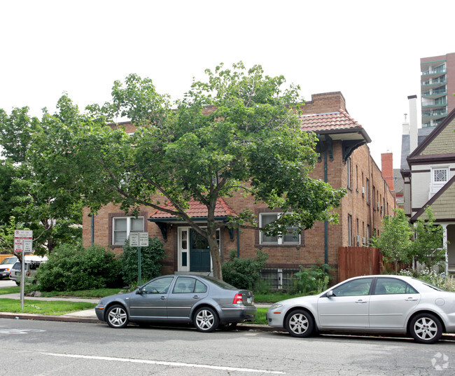 Santa Rita Apartments - 1170 N Logan