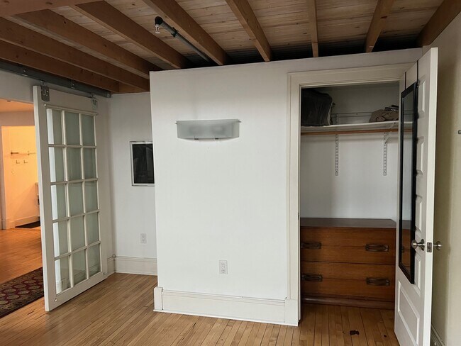 bedroom - 7 W Superior St