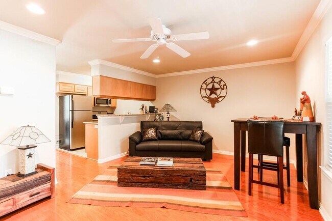 Foto del edificio - 1500 East Side Dr