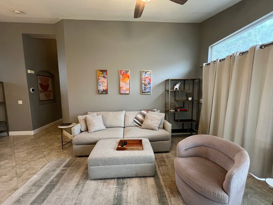 Foto principal - 8245 Ruby Mountain Way