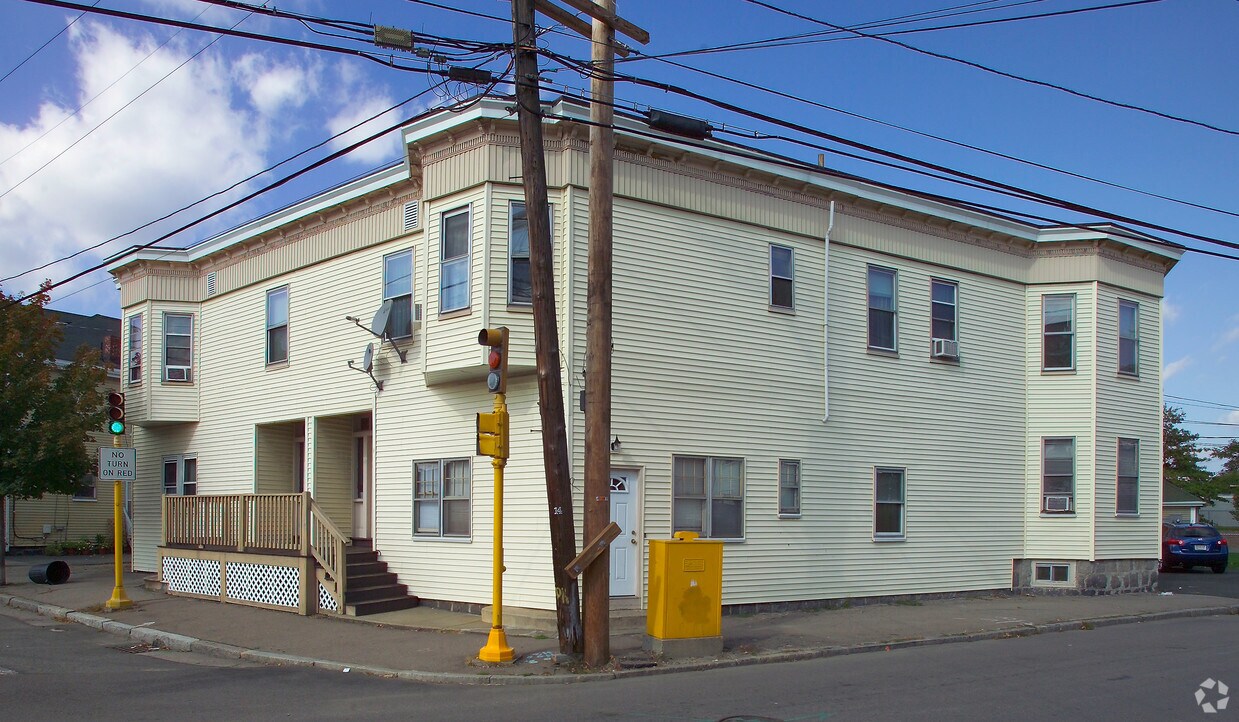 132136 Main St, Quincy, MA 02169 Apartments in Quincy, MA