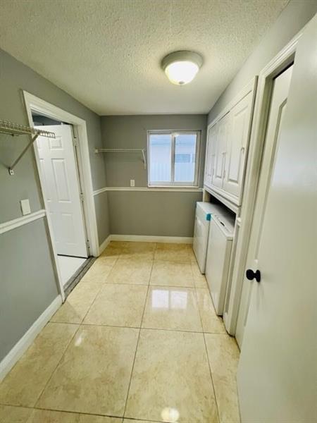 Foto del edificio - 3231 NW 72nd Way