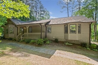 Building Photo - 1321 Timbercrest Dr